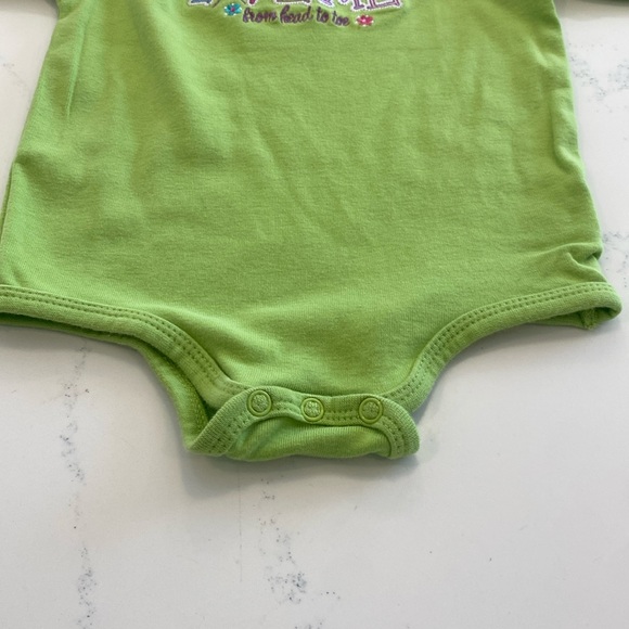 Green long sleeve onesie with cute embroidery 6-9 months - Picture 4 of 6